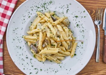 Verbessern Sie Ihre Pasta-Kochkünste: 5 Expertentipps von Bobby Flay