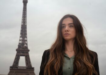 Dinge, die Sie wissen müssen, bevor Sie die Paris Fashion Week besuchen